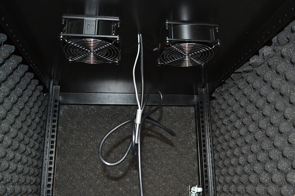 Soundproof Quiet Server Racks & Cabinets — SysRacks.com